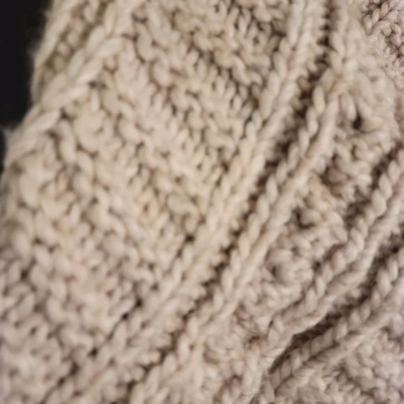 Italian Elsamanda Oatmeal Sweater Size M - Picture 5 of 7